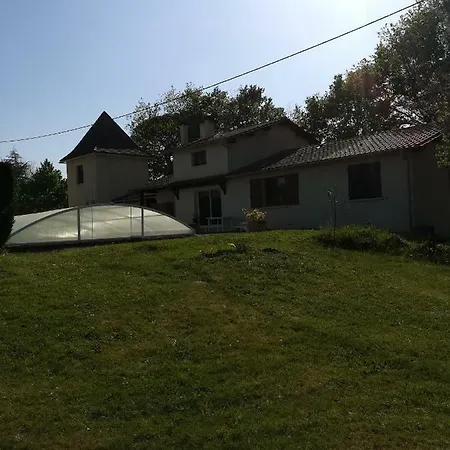 Les Abeilles Tatil Evi
